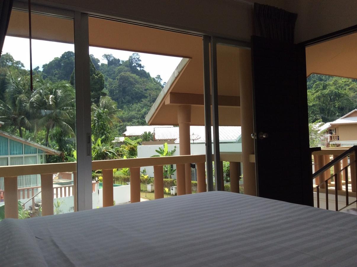 Sakoo Valley Naithon Beach Buitenkant foto